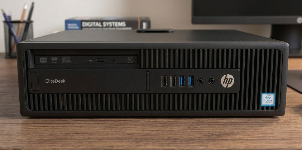 Продавам компютър HP EliteDesk 800 G2 SFF /i5-6500/16GB DDR4/SSD 256GB +1TB HDD
